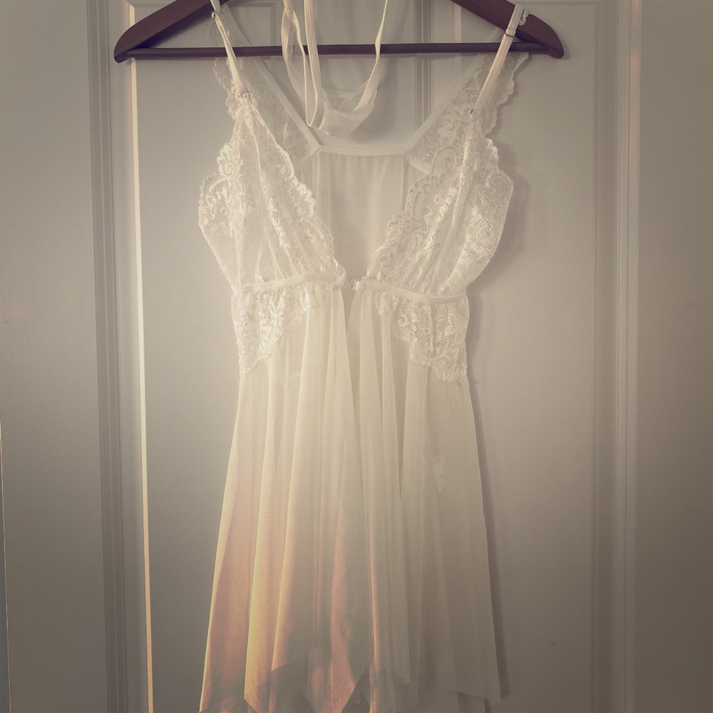 White Nighty!
